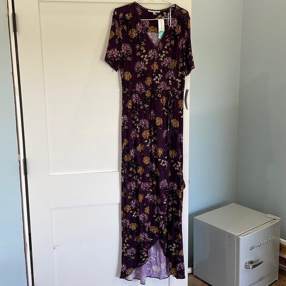 Daniel Rainn Dresses & Skirts - Daniel Rainn maxi dress
